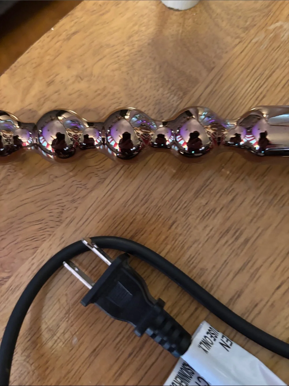 L'ANGE Pink Curling Wand with Gold Barrel Accent